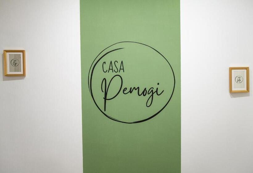 غرفة عائلية, Casa Pemogi