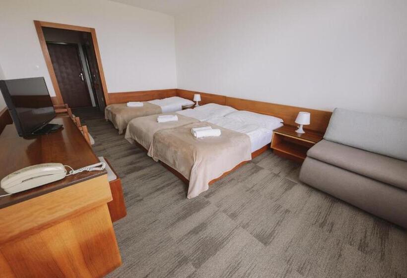 스탠다드 트리플 발코니 룸, Atlas Hotel Tatry