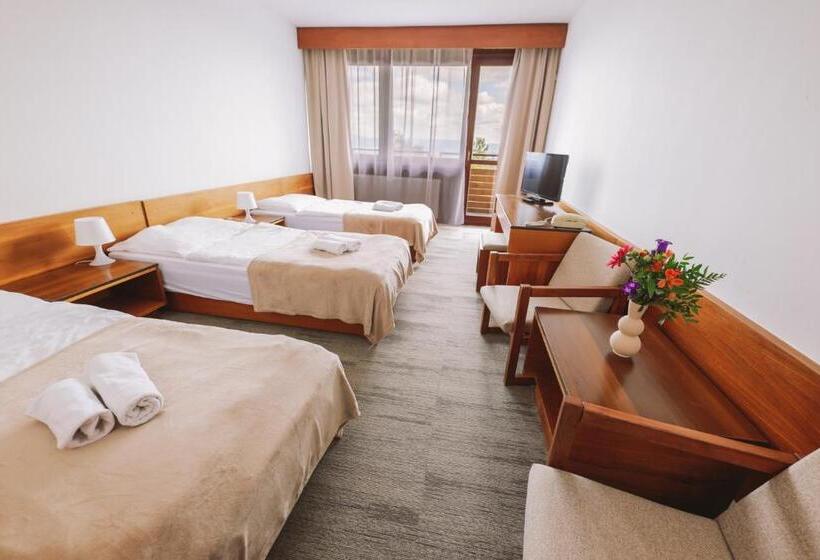 스탠다드 트리플 발코니 룸, Atlas Hotel Tatry