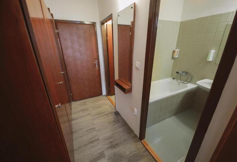이코노미 룸, Atlas Hotel Tatry
