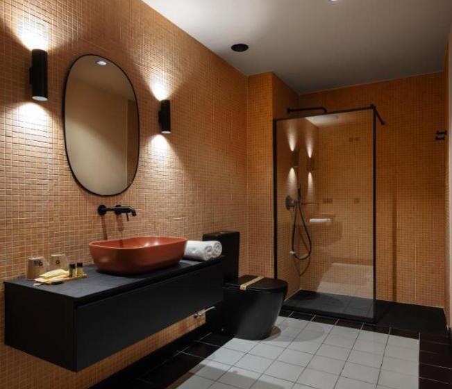سوییت با چشم‌انداز باغ, Saman Hotel Boutique