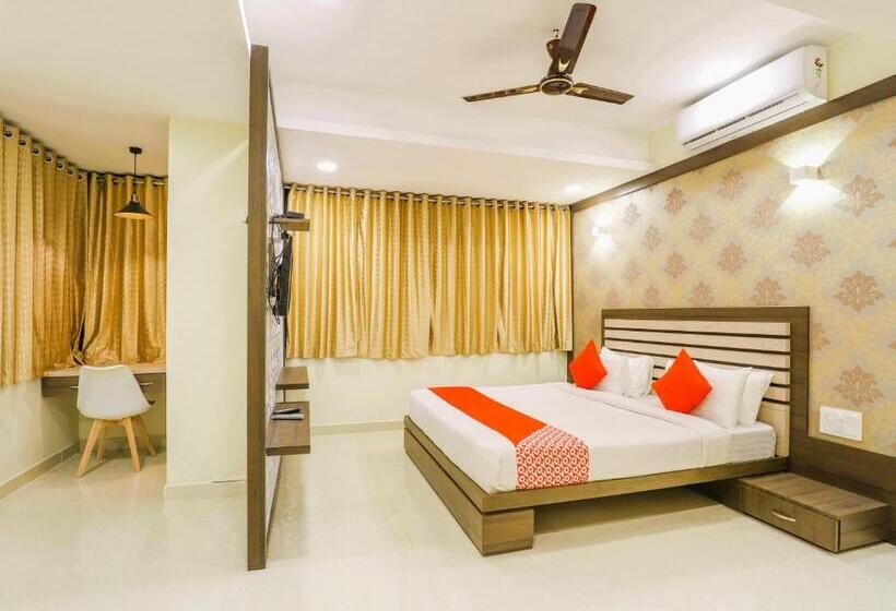 总统套房, Stayguru Hotel Atithi