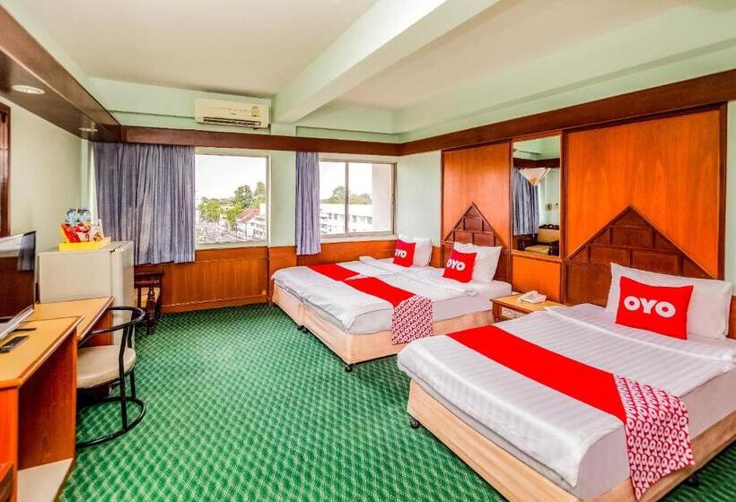 Трехместный Номер Deluxe, Oyo 441 Grand Thara