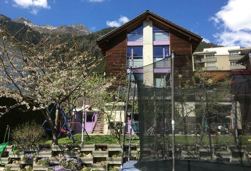 Семейный Номер, B&b Gottardo