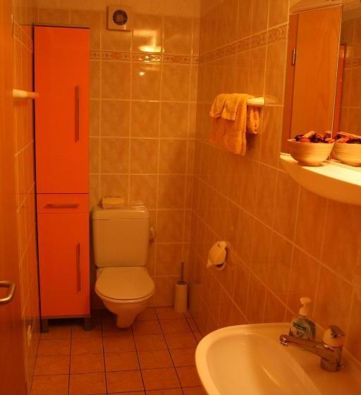 Семейный Номер, B&b Gottardo