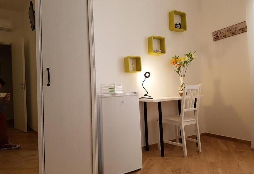 اتاق استاندارد, B&b Verdearancio