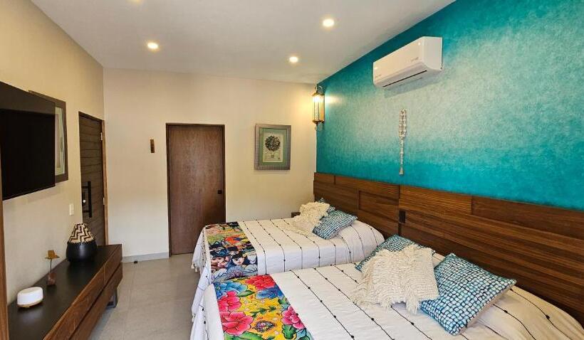 Четырехместный Номер Стандарт, Real San Pedro. Hotel Boutique