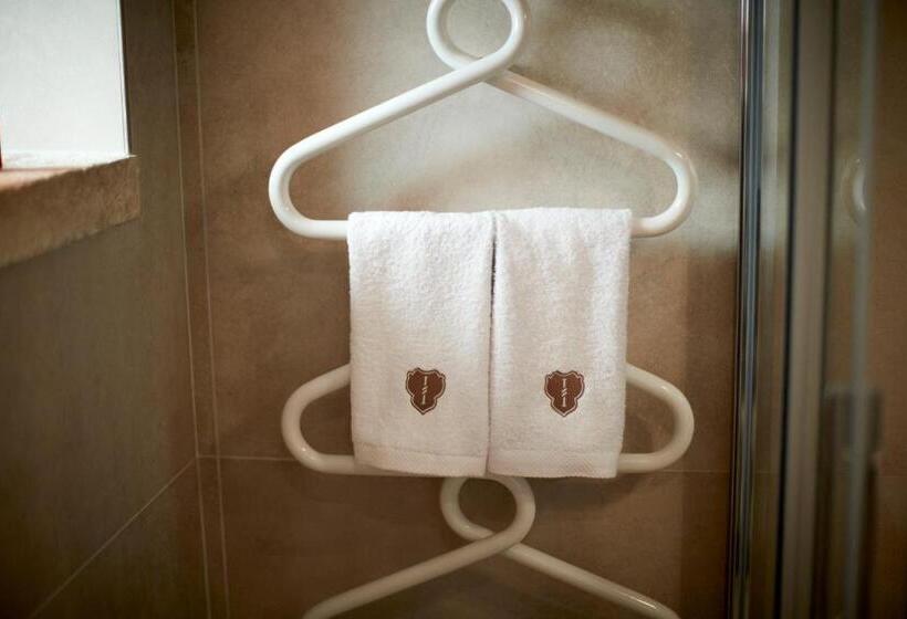 Полулюкс, Iulius Suite & Spa