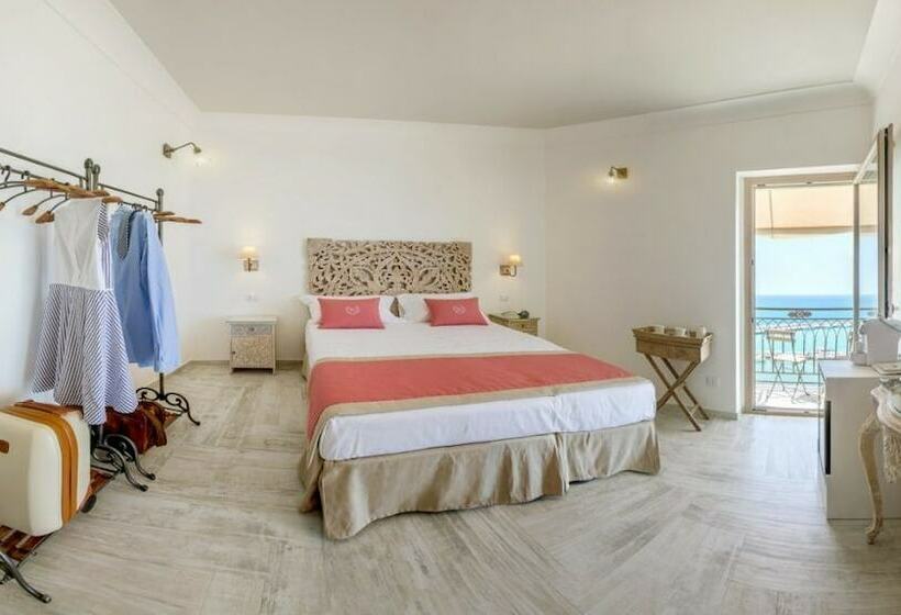Номер Deluxe Вид на Море, Domus Maris Relais Boutique