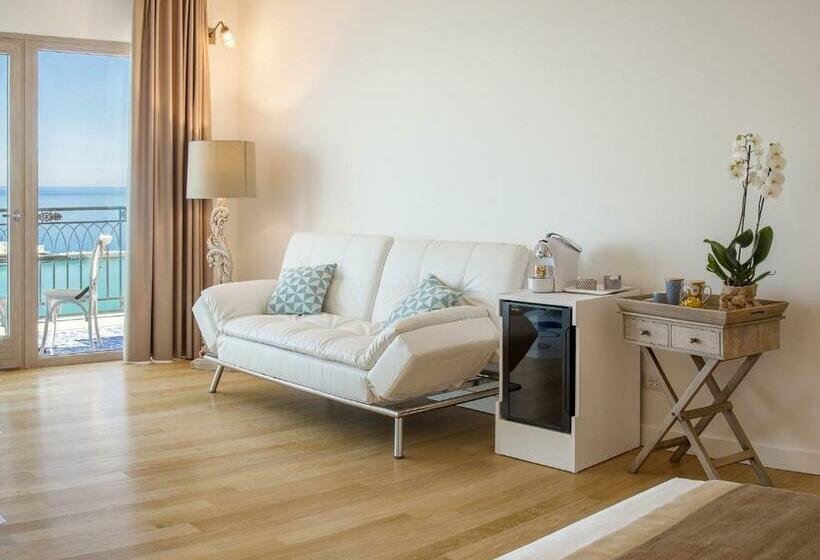Люкс Вид на Море, Domus Maris Relais Boutique