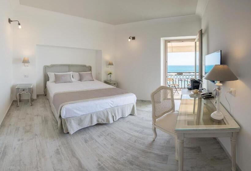 Номер Deluxe Вид на Море, Domus Maris Relais Boutique