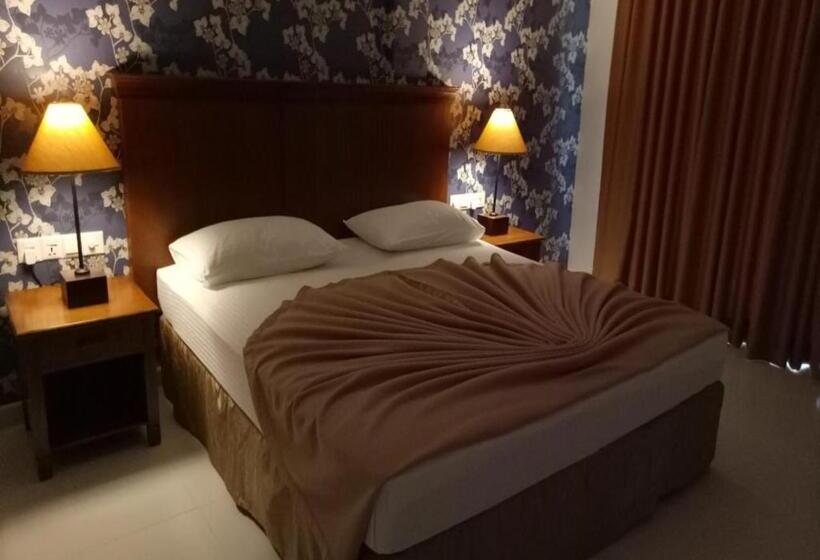 Номер Deluxe с Балконом, Garden Beach Hotel Kalutara