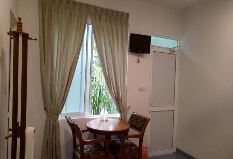 Номер Стандарт, Garden Beach Hotel Kalutara