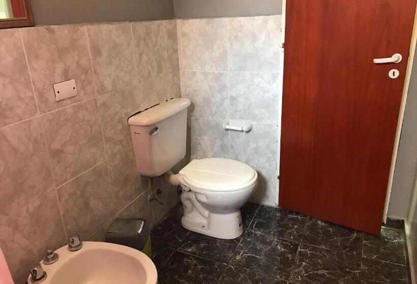 Номер Стандарт, Apart Eva Luna Departamentos Y Habitaciones Con Baño Privado