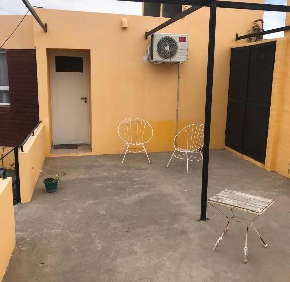Трехместный Номер Базовый, Apart Eva Luna Departamentos Y Habitaciones Con Baño Privado