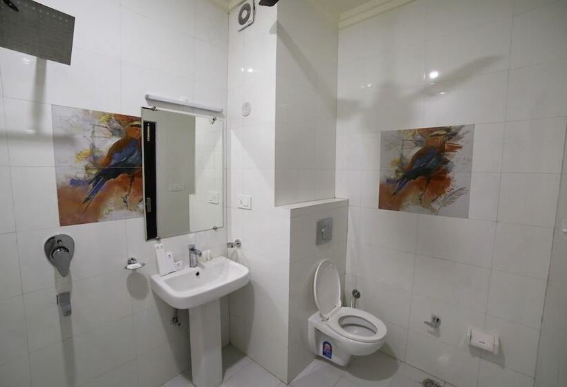 Номер Deluxe, Treebo Dee Intercontinental Amritsar