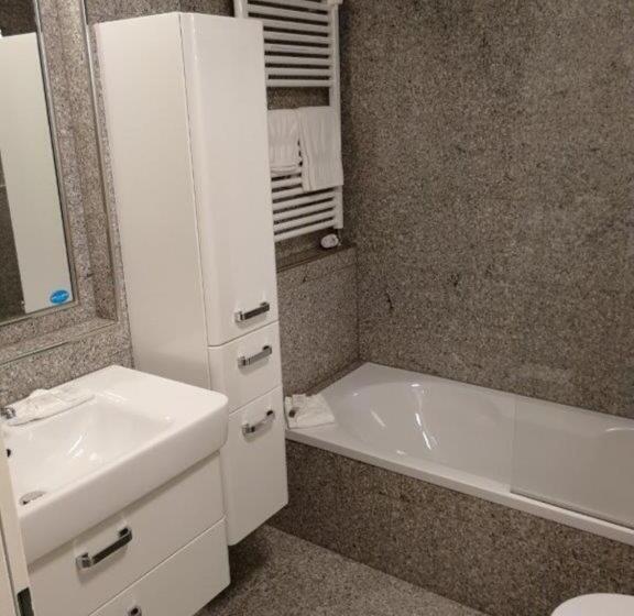 آپارتمان 1 خوابه با بالکن, Domus