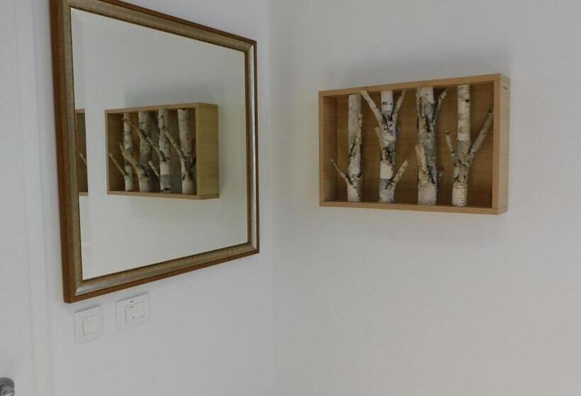 اتاق استاندارد چهار تخته, Hostel Bearlog Kočevje