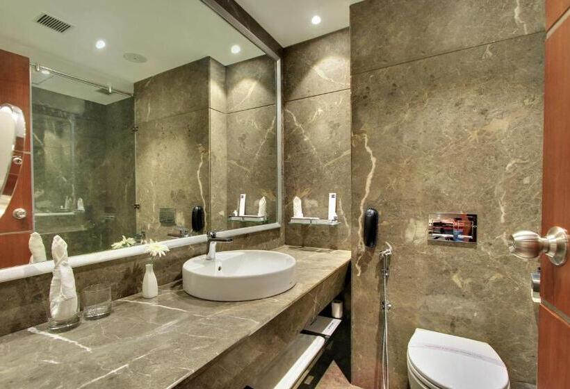 اتاق پرمیوم, Comfort Inn Insys
