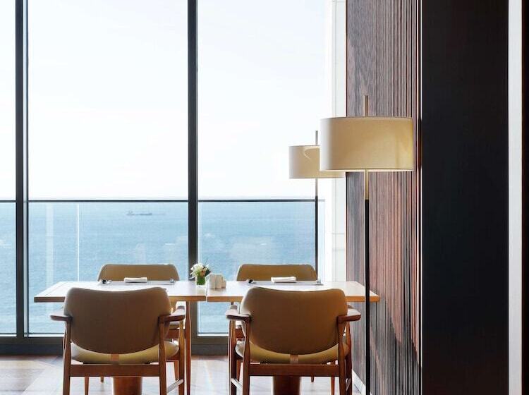 이그제큐티브 룸, Ananti At Busan Cove