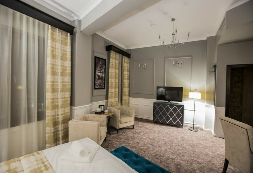Номер Deluxe, Peninsula Boutique