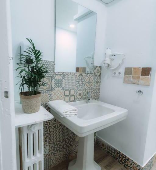 اتاق سوپریور, Concept Rooms
