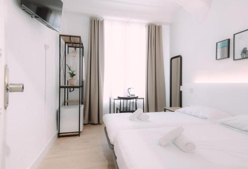 اتاق استاندارد با سرویس بهداشتی مشترک, Concept Rooms