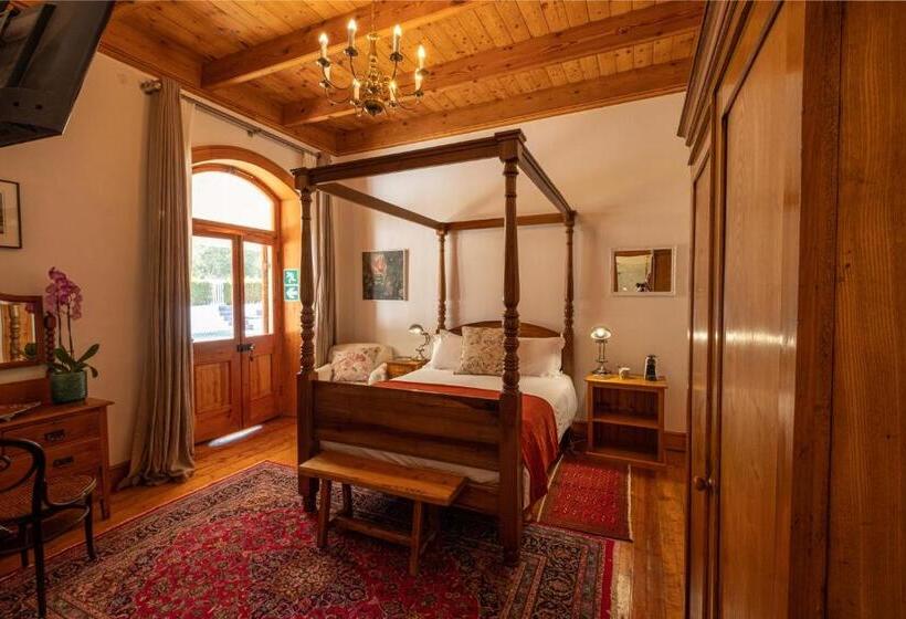 Номер Стандарт, Merindol Manor