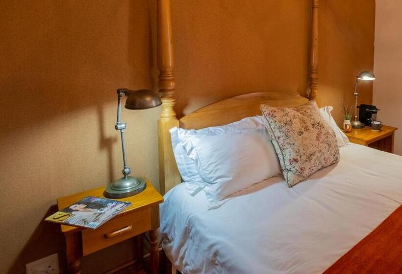 Номер Стандарт, Merindol Manor