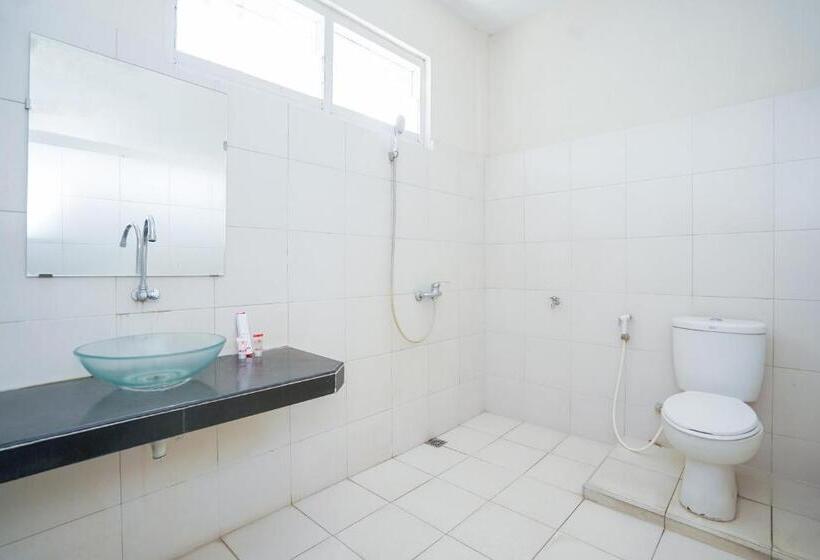 Номер Deluxe, Capital O 1430 Hotel Ratna Syariah