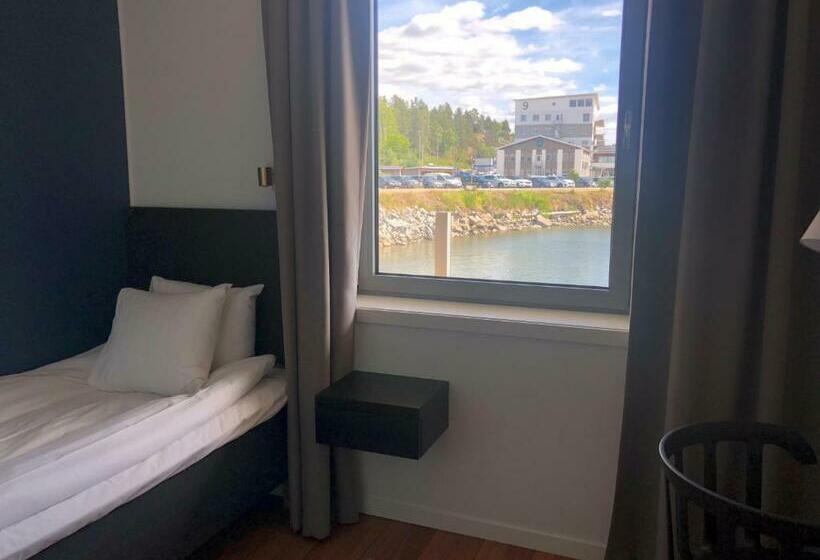 اتاق استاندارد یک نفره, Strandpiren Hotell