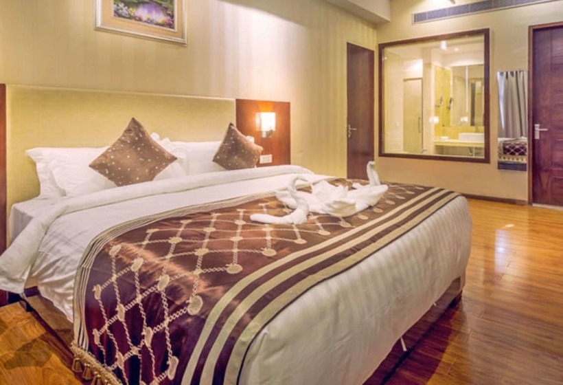 豪华房间, Clarion Inn Jaipur