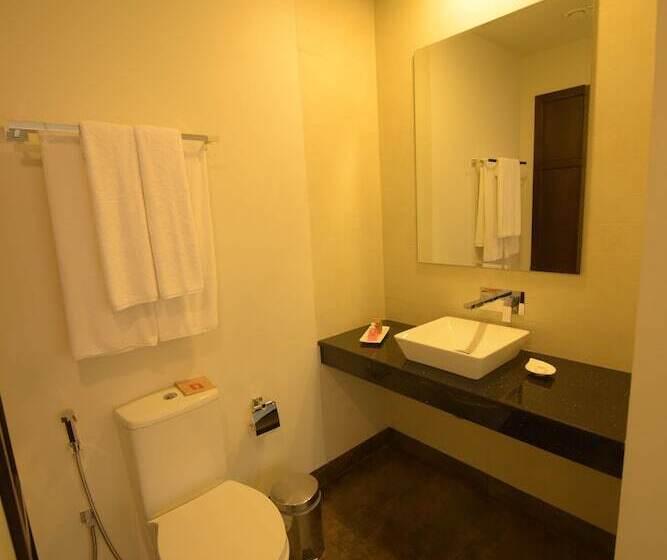Номер Deluxe с Балконом, Nippon Colombo