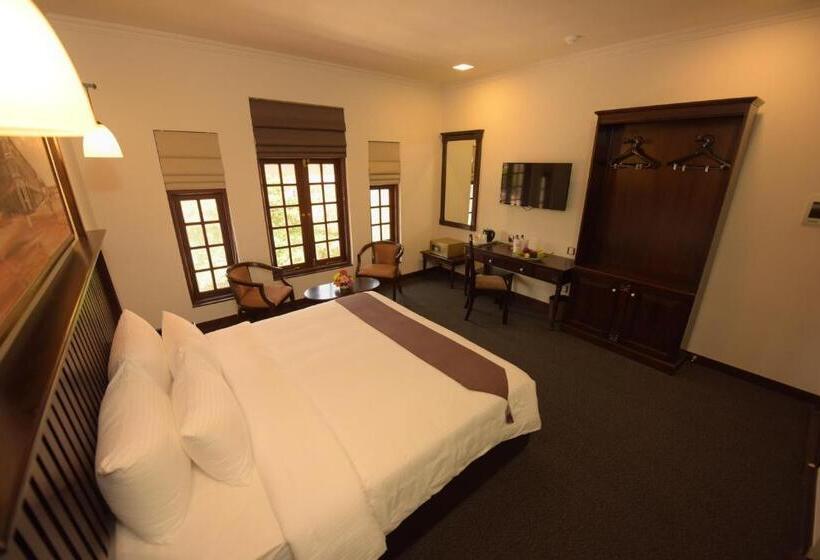 Номер Deluxe с Балконом, Nippon Colombo