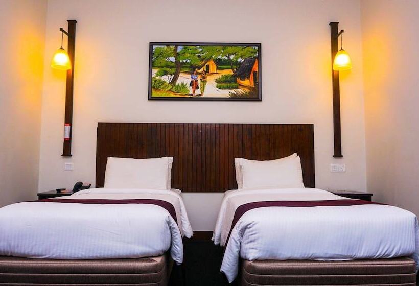 Номер Deluxe с Балконом, Nippon Colombo