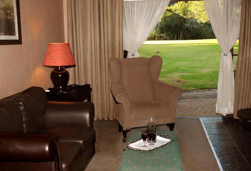 Президентский Люкс, Mount Sheba Rainforest Hotel & Resort