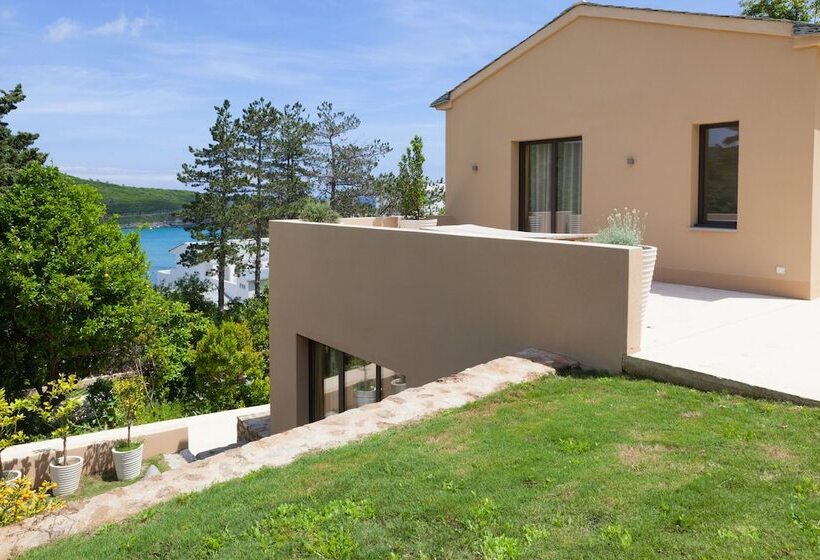 Villa 1 Chambre, Misincu