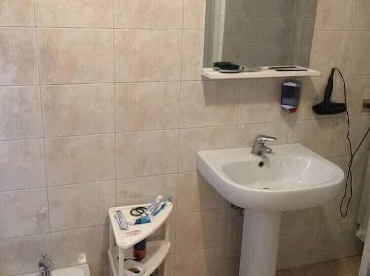 Номер Стандарт Двуспальная Кровать, Nightstars B&b
