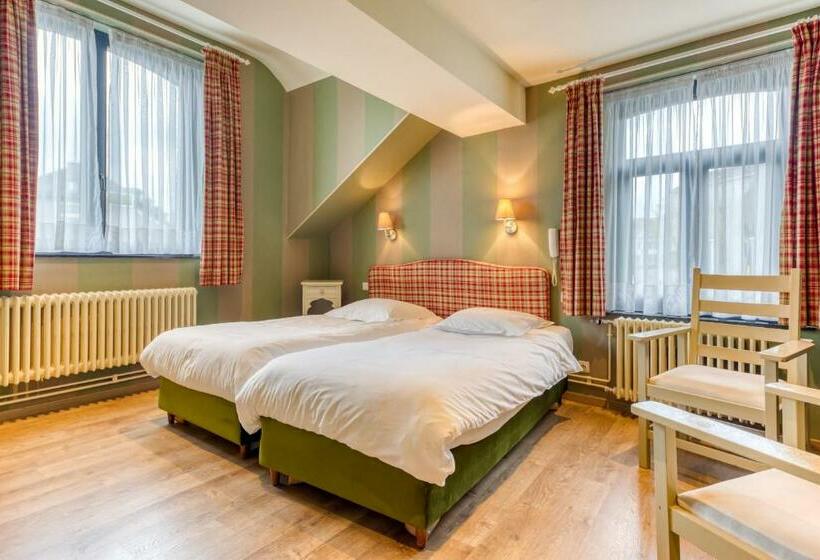 Номер Стандарт, Hôtel Le Cor De Chasse