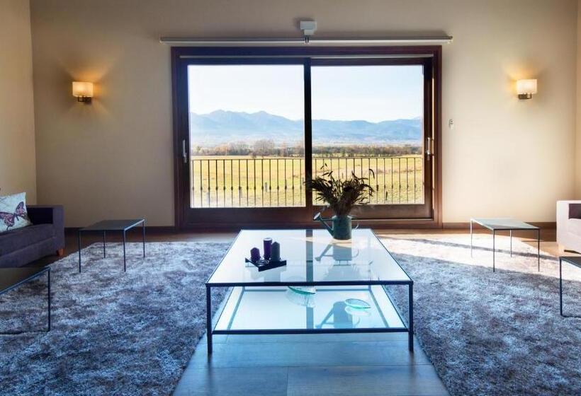 Дом 1 Спальня, Les Feixes Llargues Casa Amb 7 Suites  Lloguer De Casa Sencera, Amb Capacitat Per 14 Persones