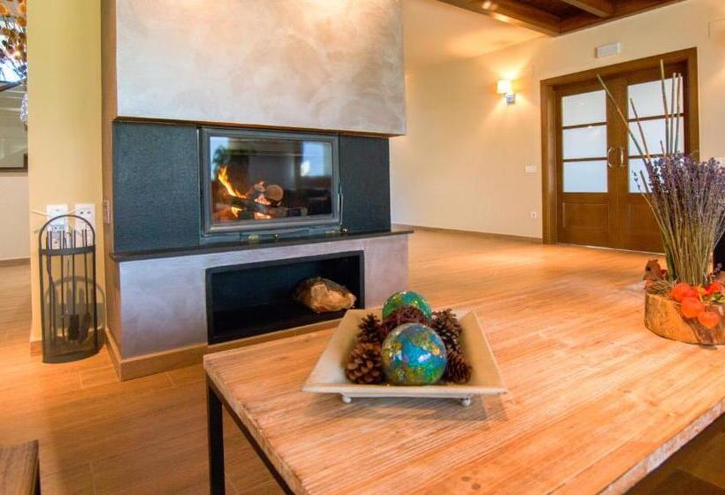 Дом 1 Спальня, Les Feixes Llargues Casa Amb 7 Suites  Lloguer De Casa Sencera, Amb Capacitat Per 14 Persones
