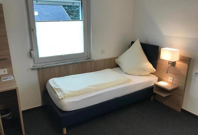 Номер Стандарт Трехместный, Motel Herbold