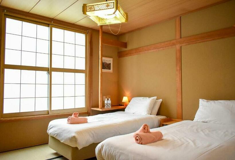 Номер Стандарт Совместная Ванная, Asuka Lodge
