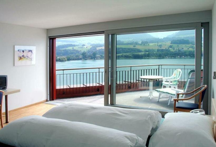 Номер Deluxe с Балконом, Kurhaus Am Sarnersee