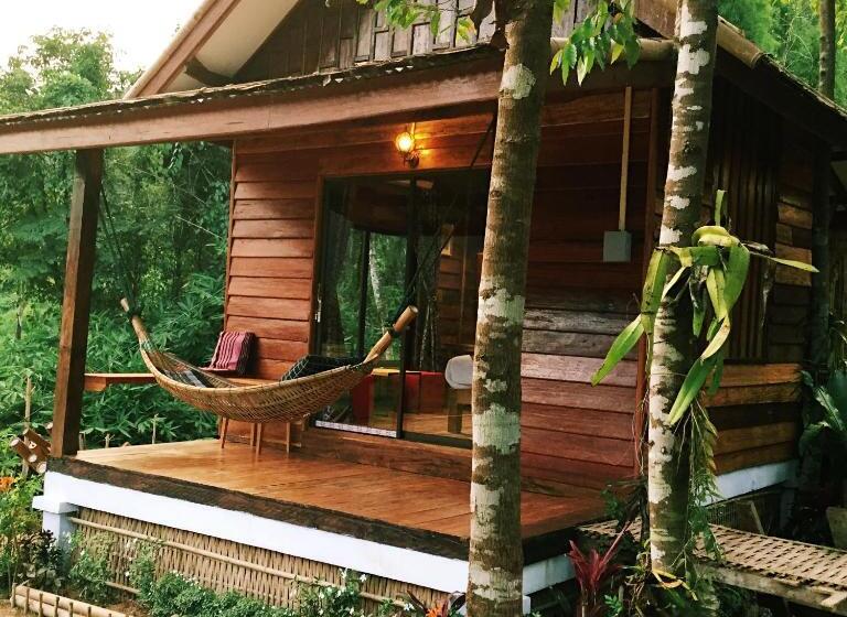 بانگلوی استاندارد, Phoxay Ngam Resort