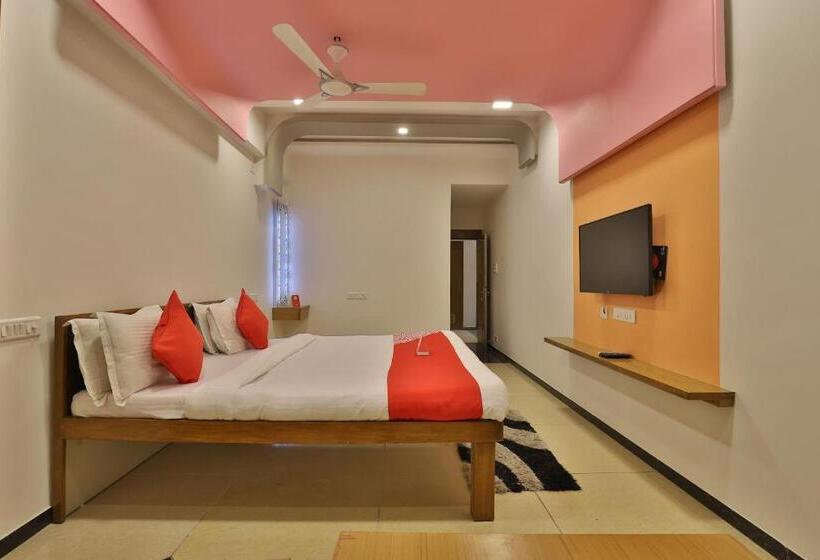 Трехместный Номер Классика, Super Hotel O Siddharth Inn