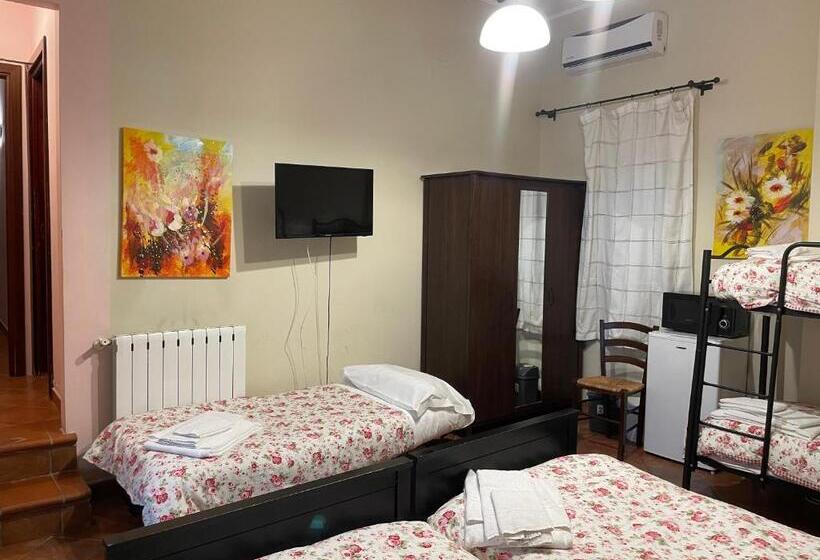 اتاق خانوادگی, B&b Etna Country
