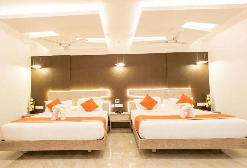 Семейный Номер Deluxe, Chenthur Park