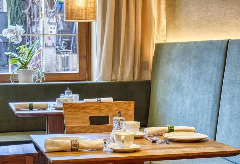Номер Стандарт с Балконом, Eco Bnb & Apartments Bründlerhof