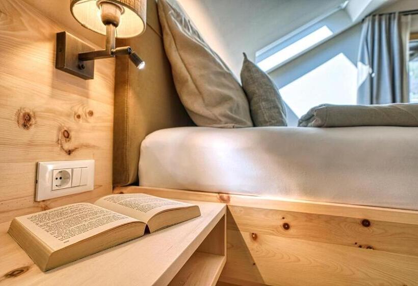 Номер Стандарт с Балконом, Eco Bnb & Apartments Bründlerhof